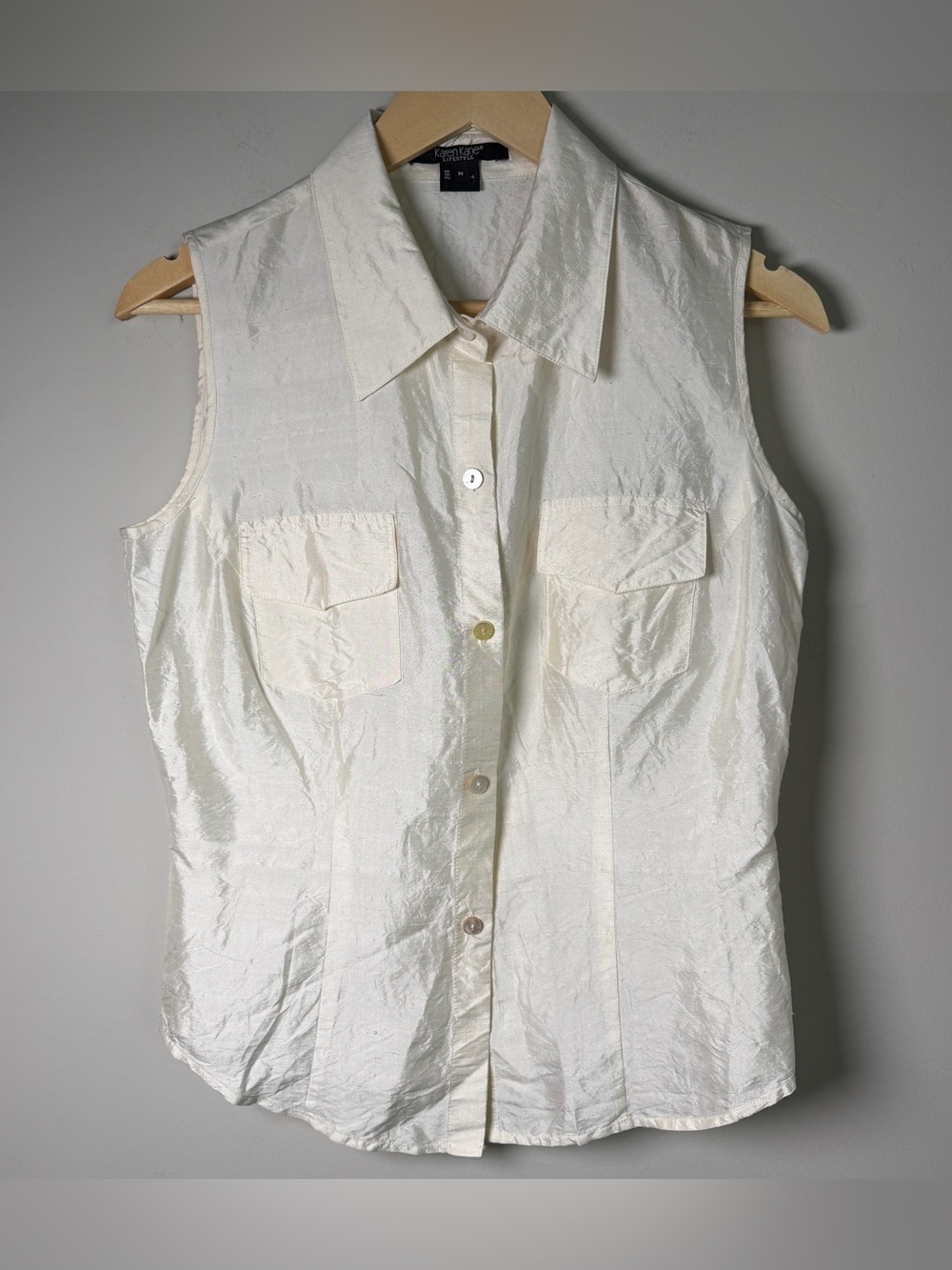 Karen Kane Lifestyle 100% Silk Sleeveless Button Front Blouse Size M Ivory Cream
